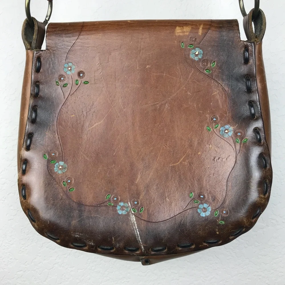 VTG Hand Tooled 100% leather floral lock purse - Picture 5 of 8